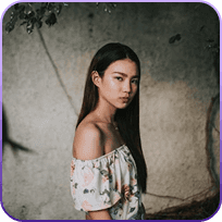 Woman with long hair@2x.png